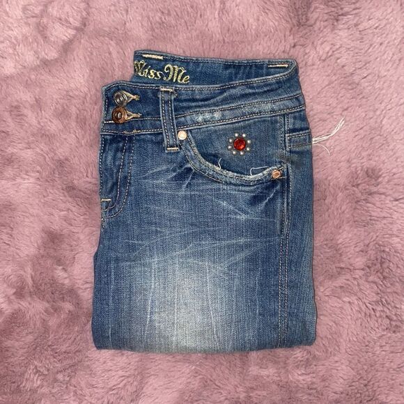 Miss Me Embellished Blue Denim Distressed Print Design Shorts Boho - Picture 1 of 14